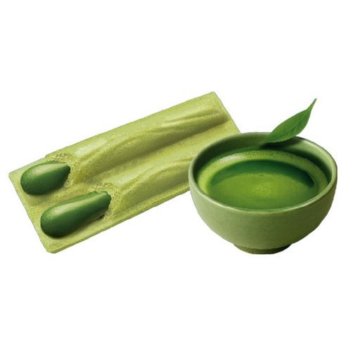 Crown Matcha Haeim biscuits et tasse de matcha