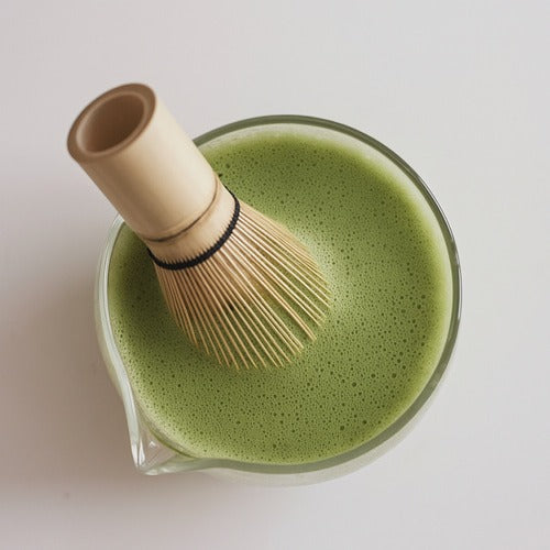 Magpie et Tiger Matcha Cérémoniel tasse avec fouet chasen
