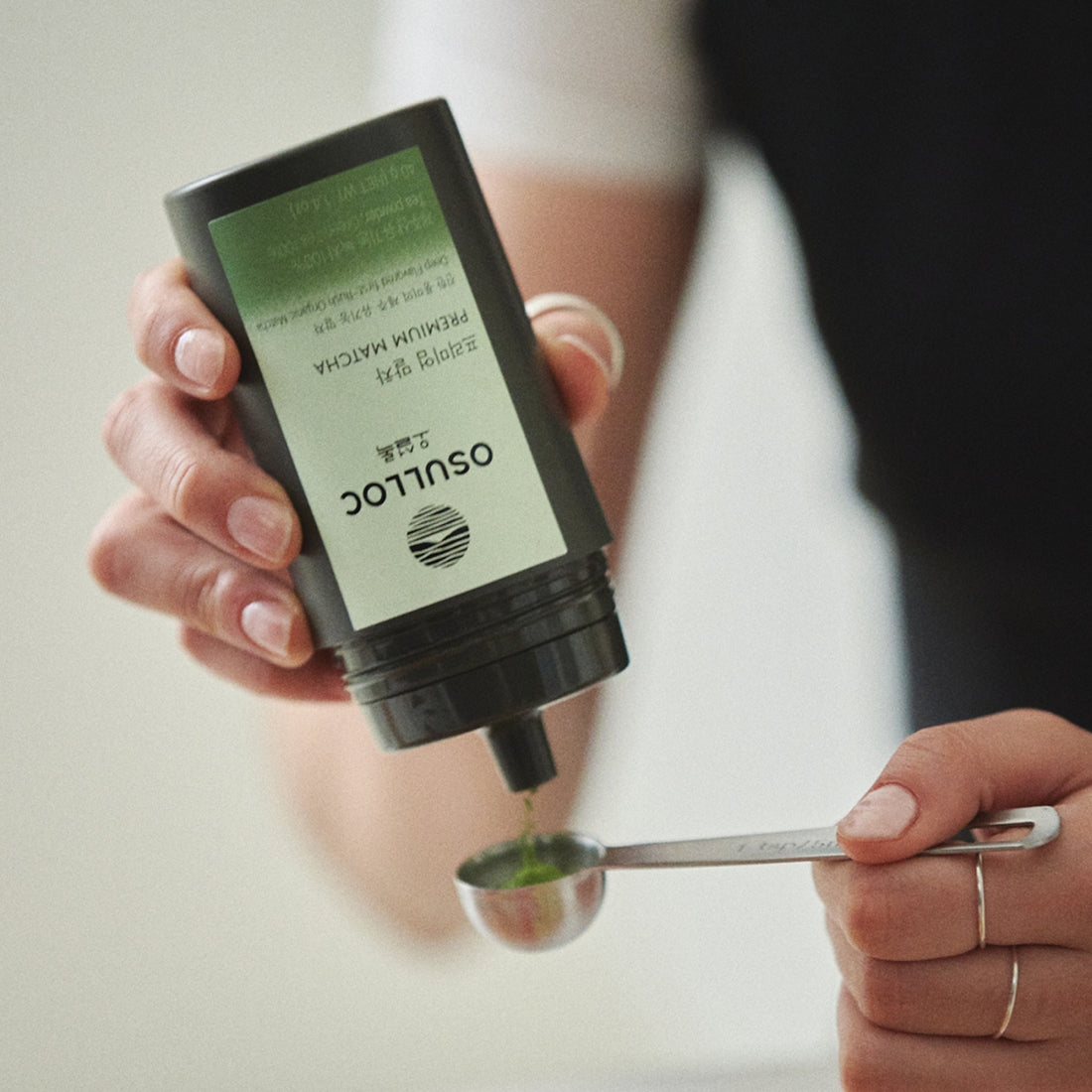 utilisation du pot de OSULLOC Premium Matcha 40g