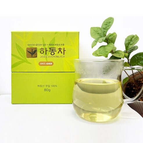 Thé Vert Sauvage Grand Cru Ujeon de Hadong avec tasse